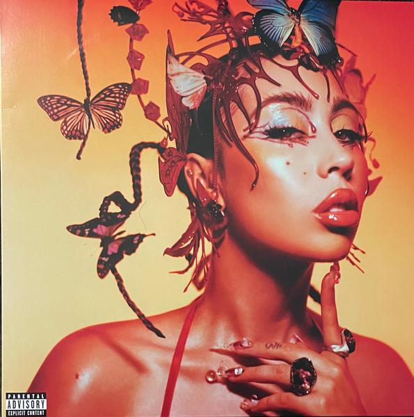 KALI UCHIS - RED MOON IN VENUS 
