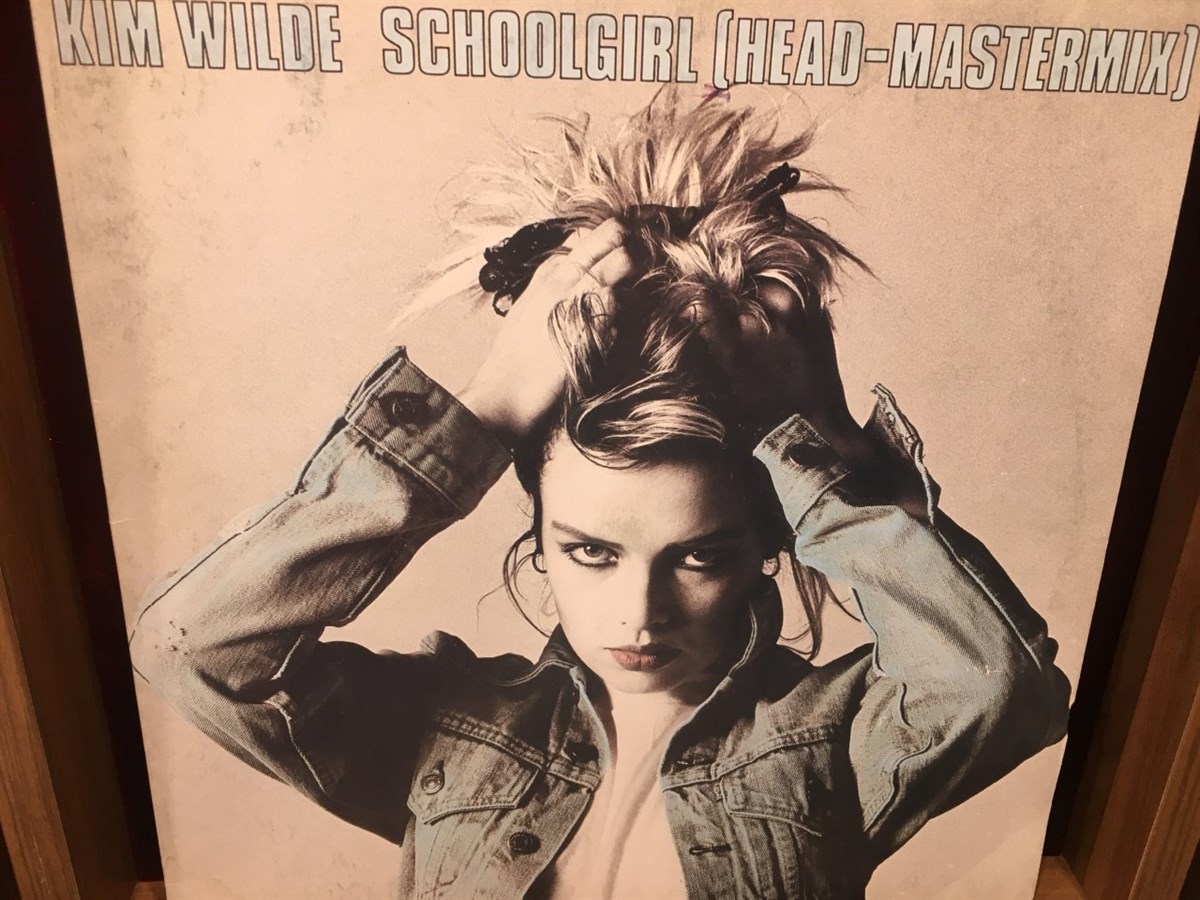 KIM WILDE - SCHOOLGIRL (HEAD-MASTERMIX)