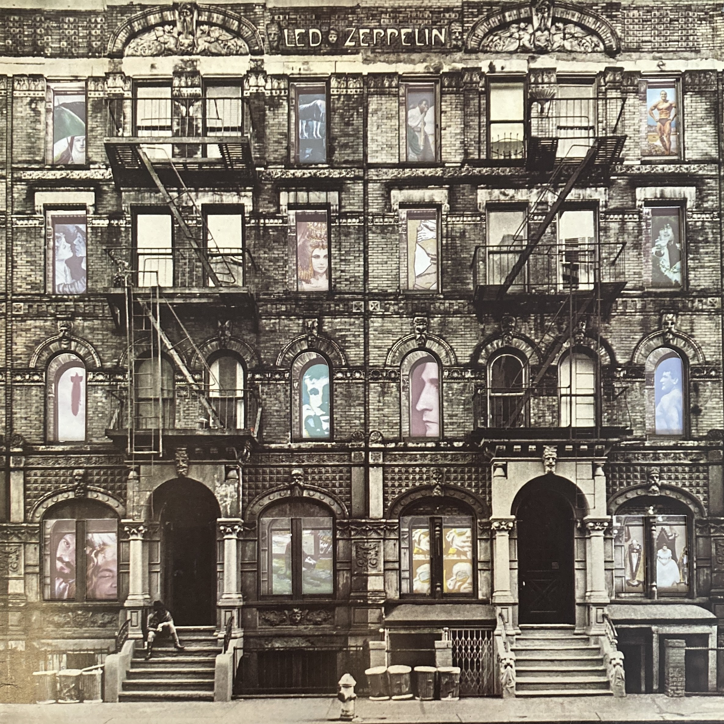LED ZEPPELIN – PHYSICAL GRAFFITI