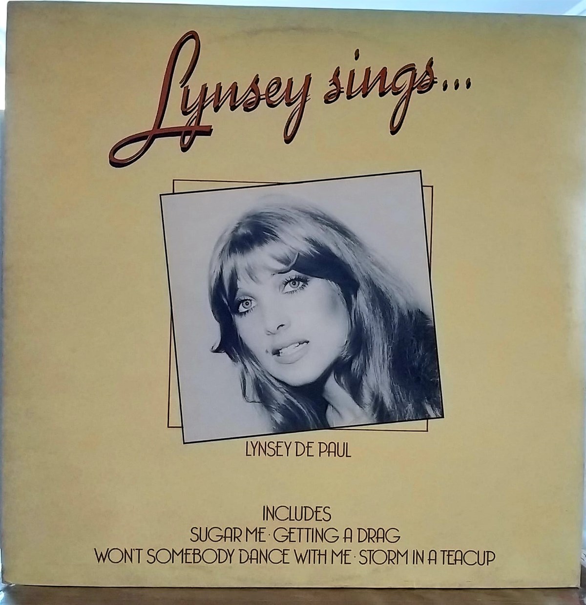 LYNSEY DE PAUL - LYNSEY SINGS