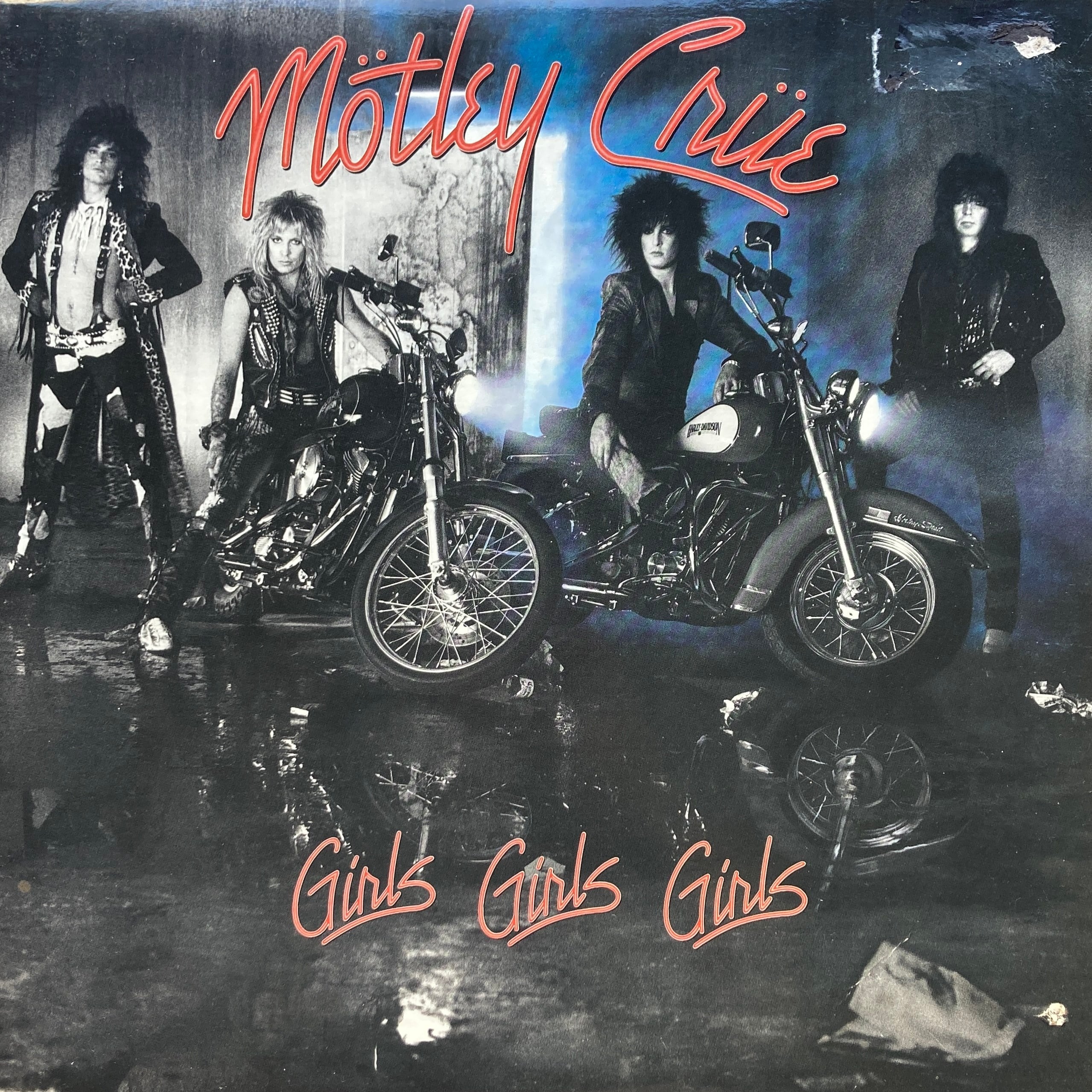 MÖTLEY CRÜE - GIRLS GIRLS GIRLS