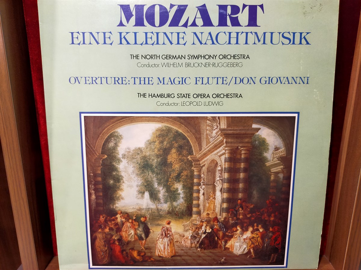 Mozart* ‎– Eine Kleine Nachtmusik