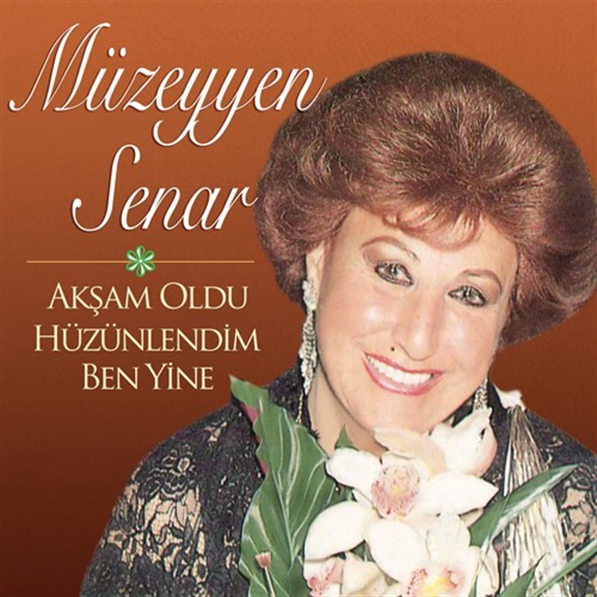 MÜZEYYEN SENAR - AKŞAM OLDU HÜZÜNLENDİM BEN YİNE 