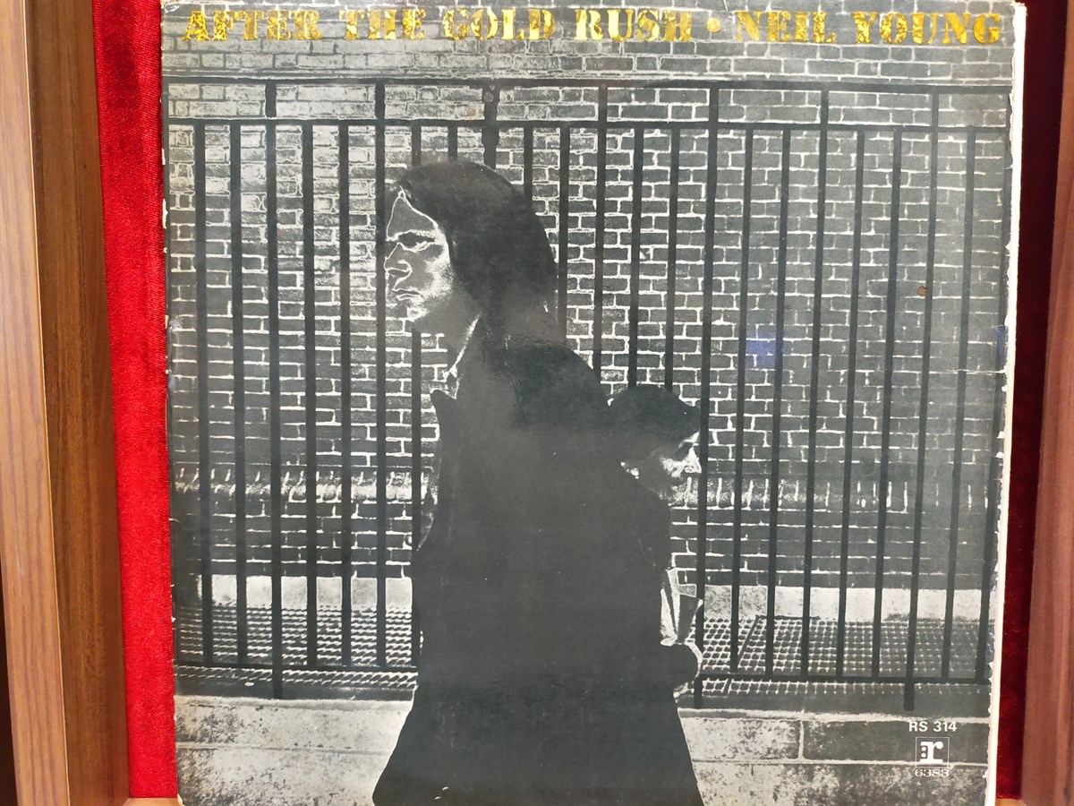 NEIL YOUNG - AFTER THE GOLD RUSH