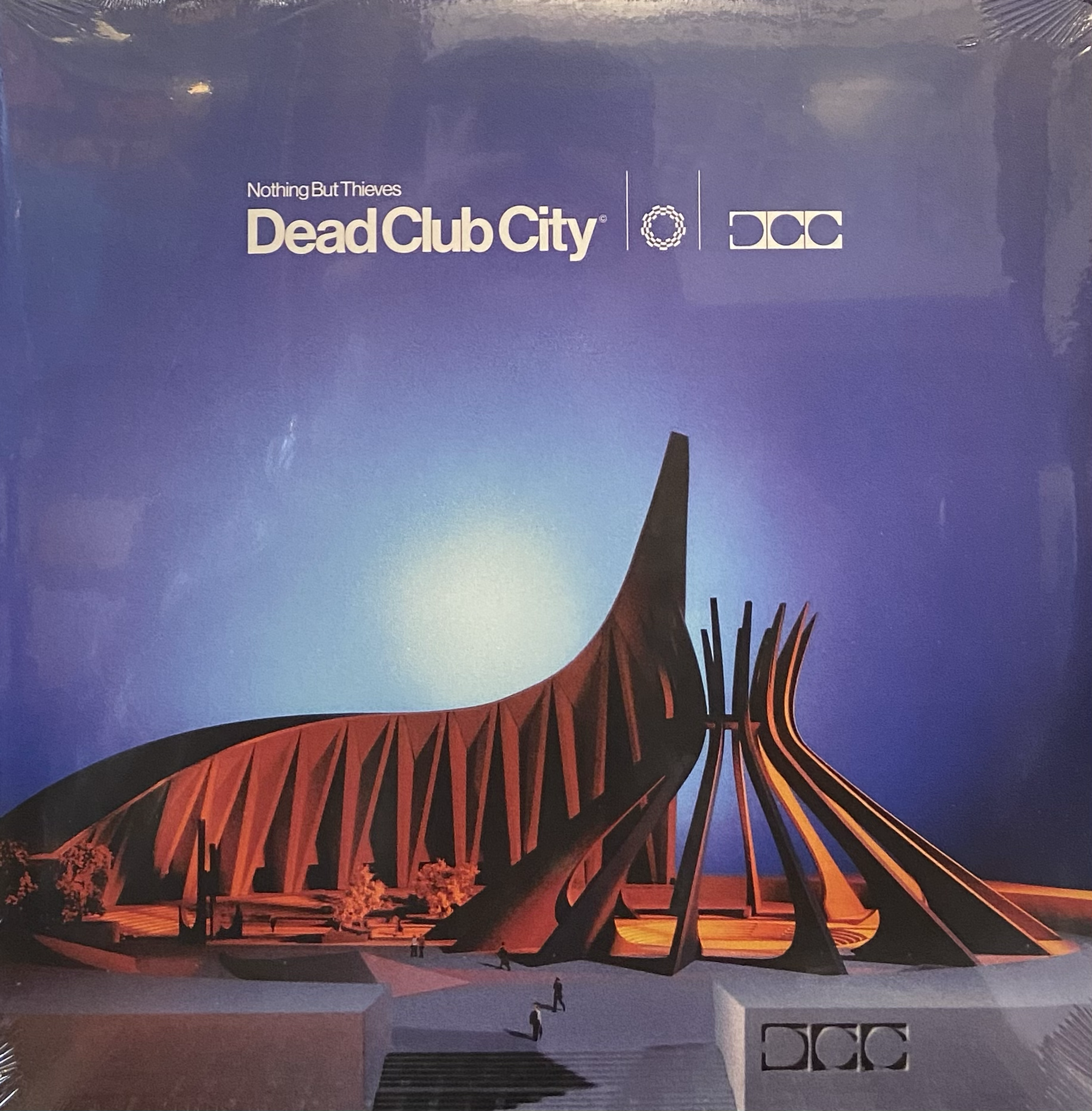NOTHING BUT THIEVES - DEAD CLUB CITY 