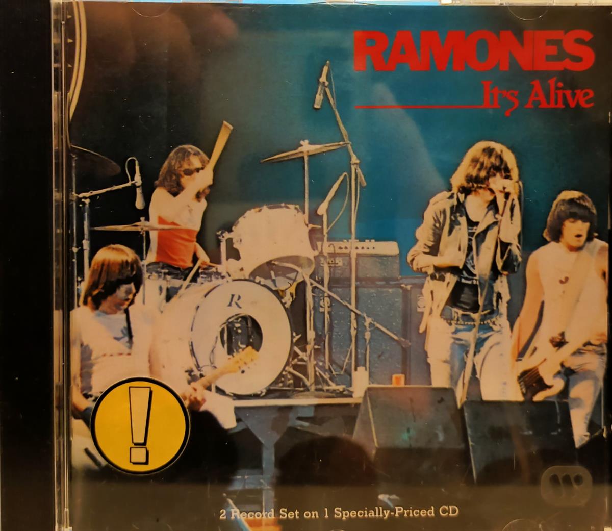 RAMONES - IT'S ALIVE 