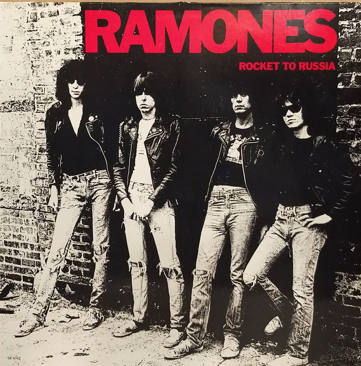 RAMONES - ROCKET TO RUSSIA