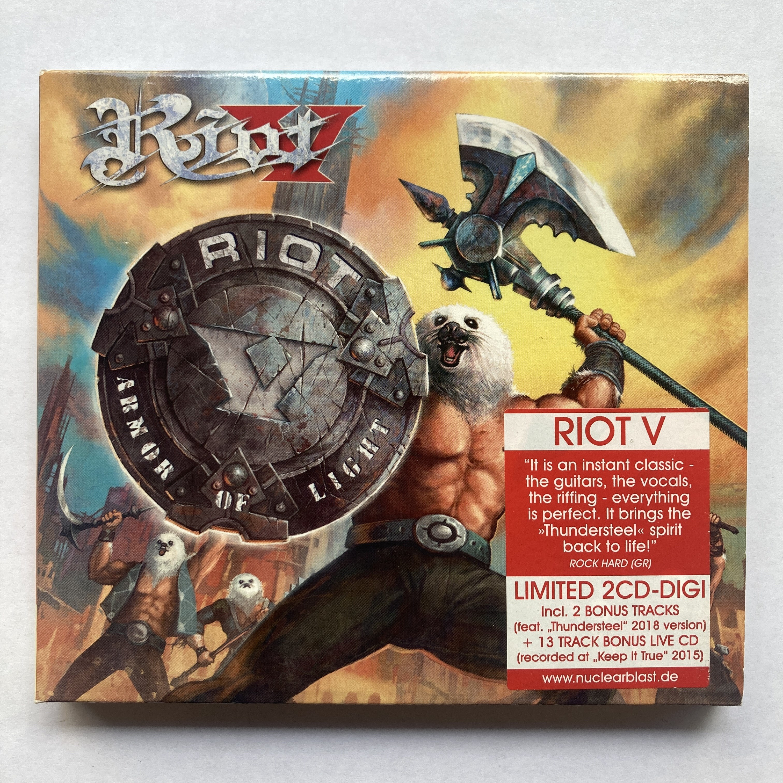RIOT V – ARMOR OF LIGHT