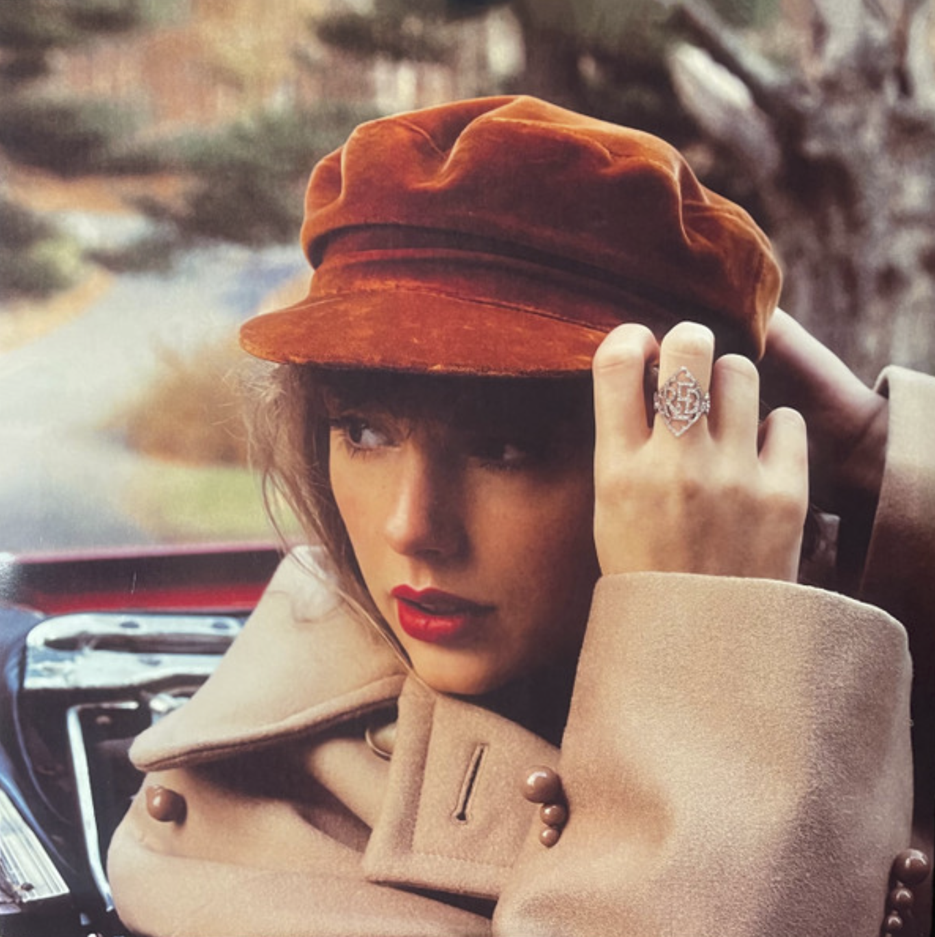 TAYLOR SWIFT – RED (TAYLOR'S VERSION)