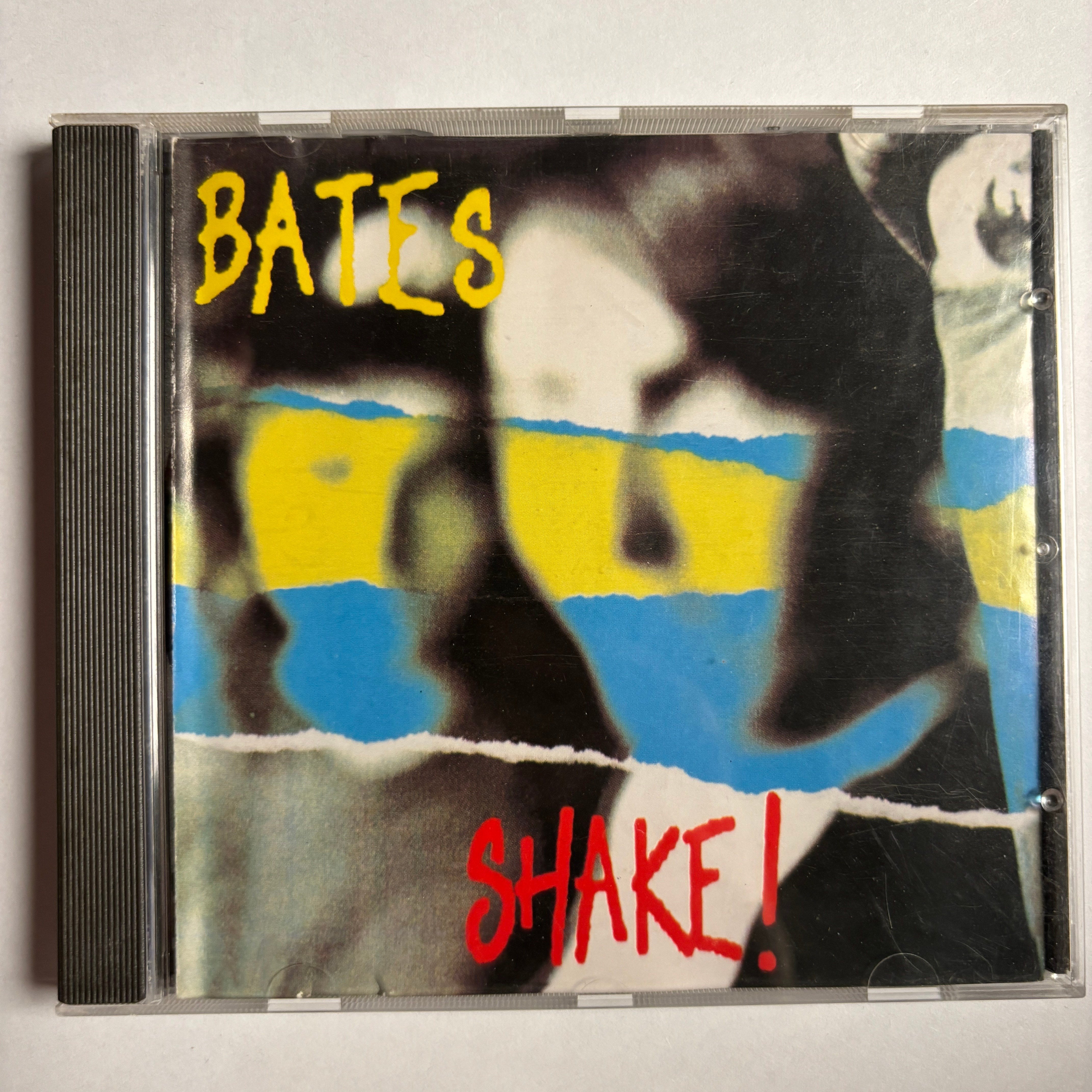 THE BATES – SHAKE!