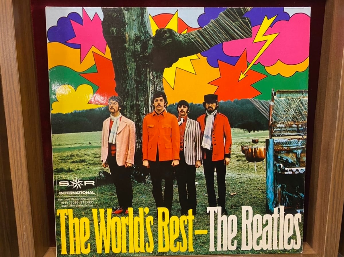 THE BEATLES - THE WORLD'S BEST