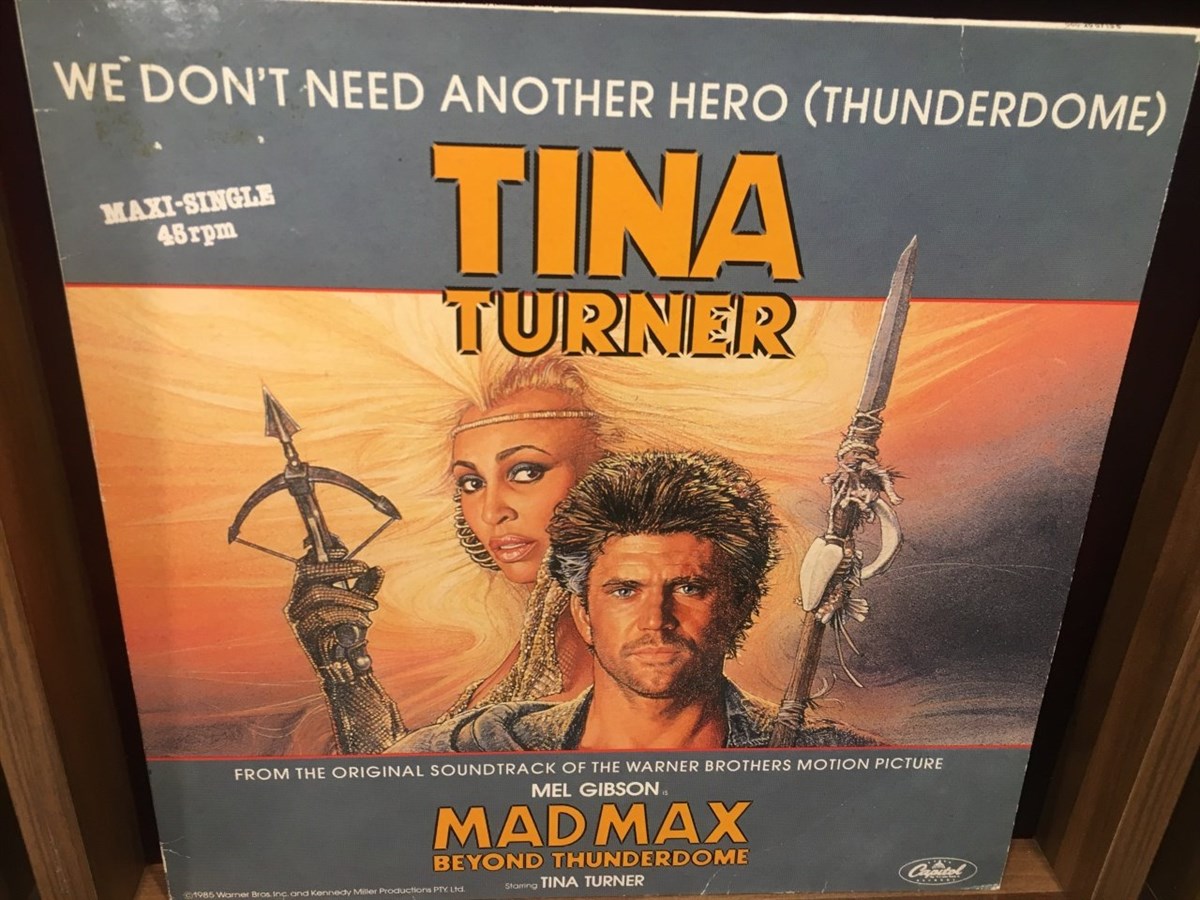 TINA TURNER - WE DON'T NEED ANOTHER HERO (THUNDERDOME)