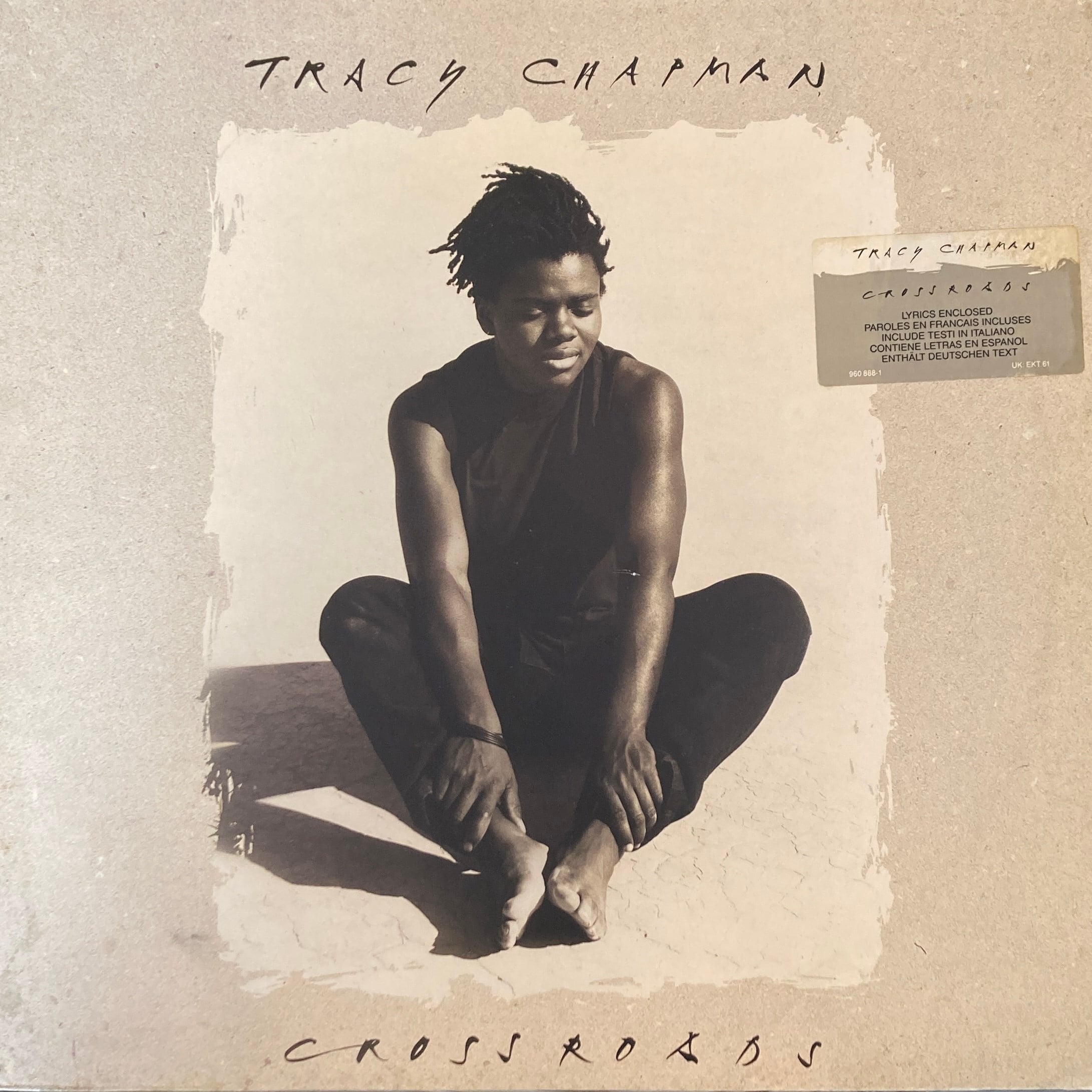 TRACY CHAPMAN – CROSSROADS 
