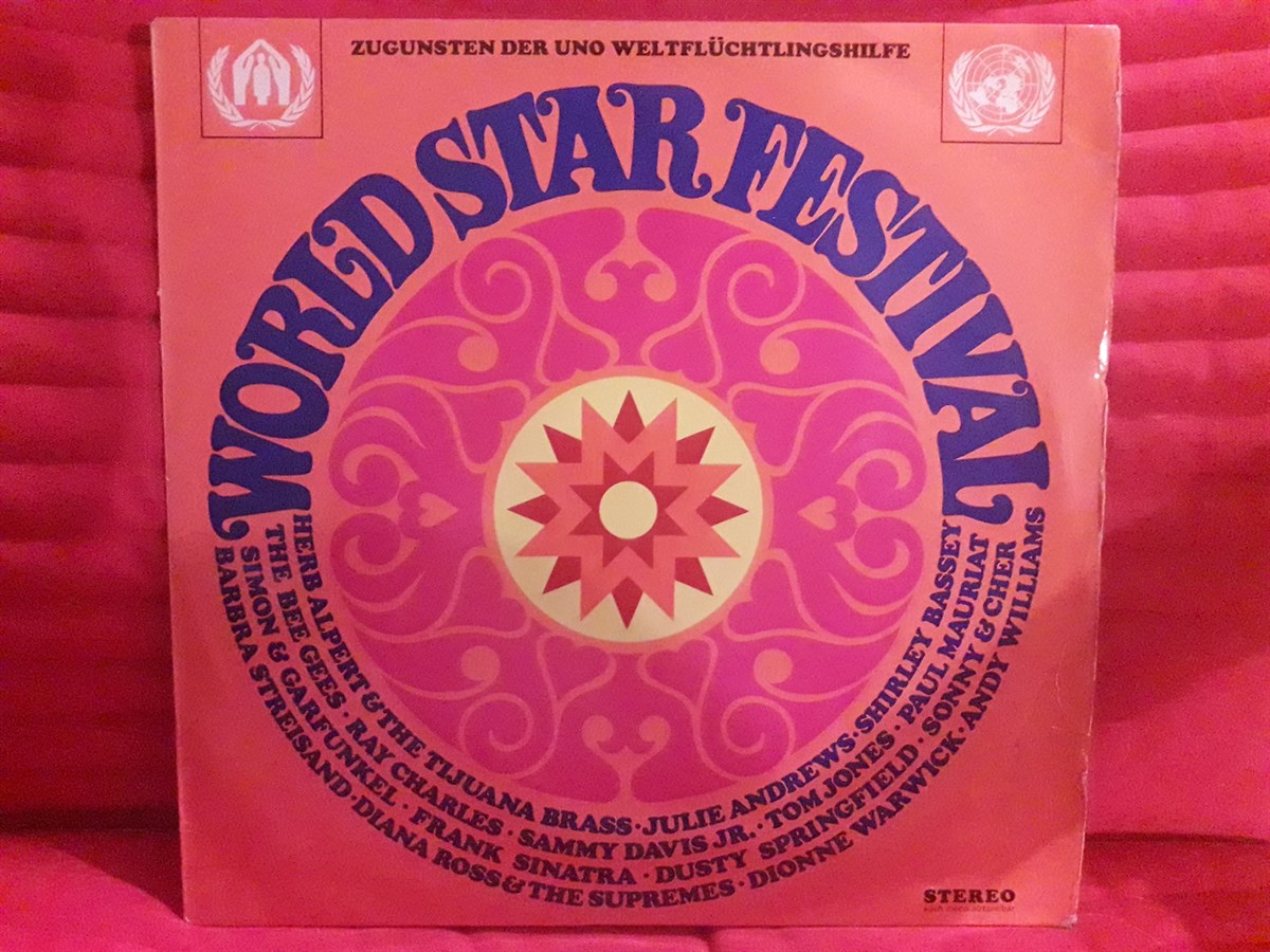 VARIOUS ARTIST - WORLD STAR FESTIVAL (BİRLEŞMİŞ MİLLETLER İÇİN MÜLTECİLERE YARDIM AMAÇLI YAYINLANAN ALBÜM)
