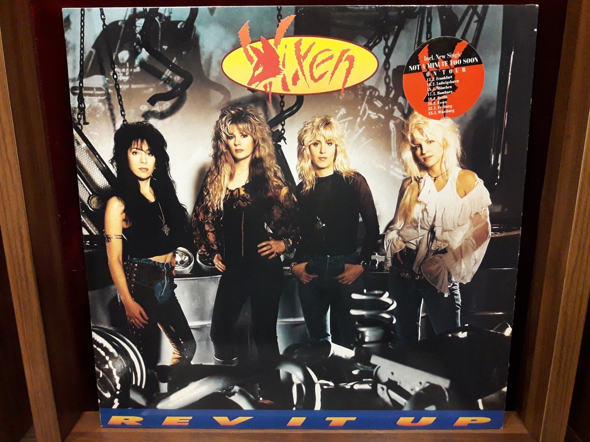 VIXEN - REV IT UP 