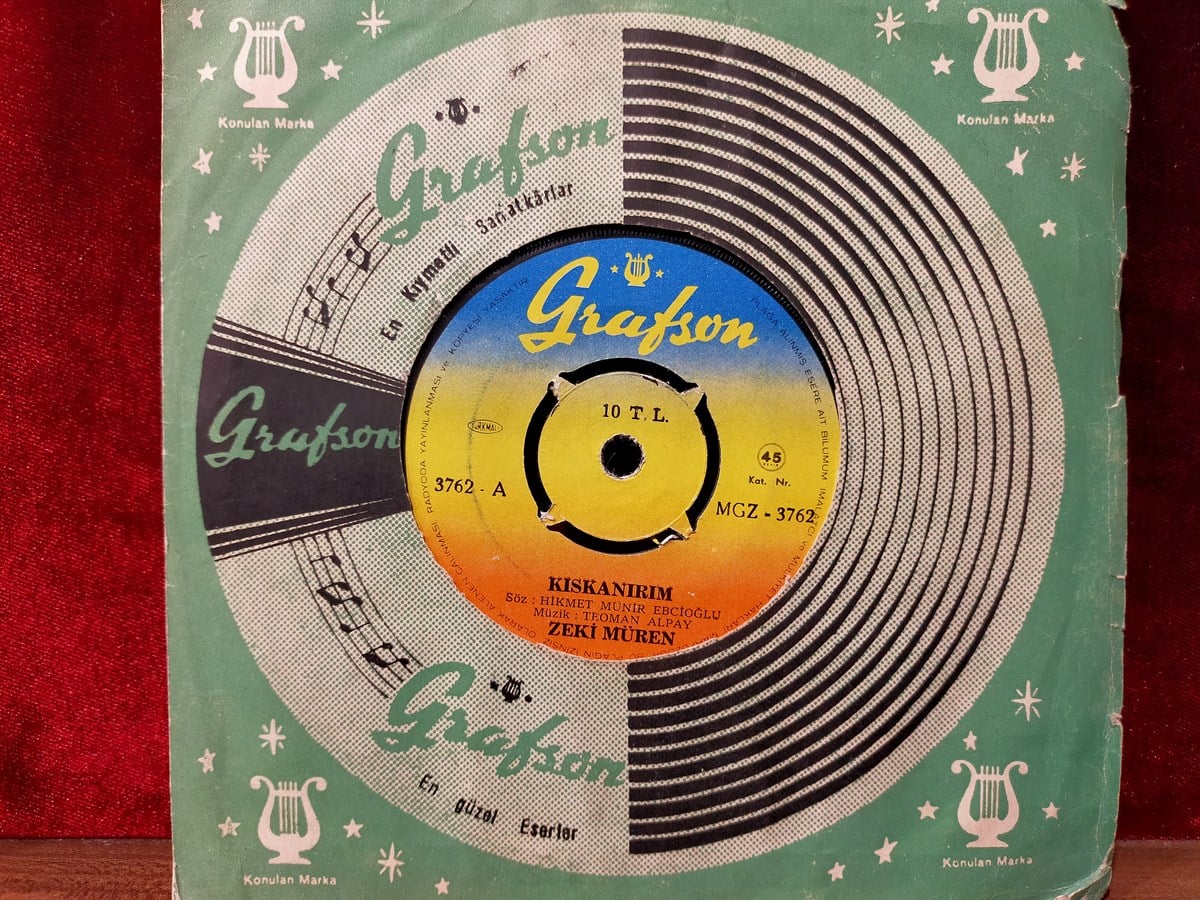 Zeki Müren ‎– Kıskanırım / Ömrümce Adım Adım