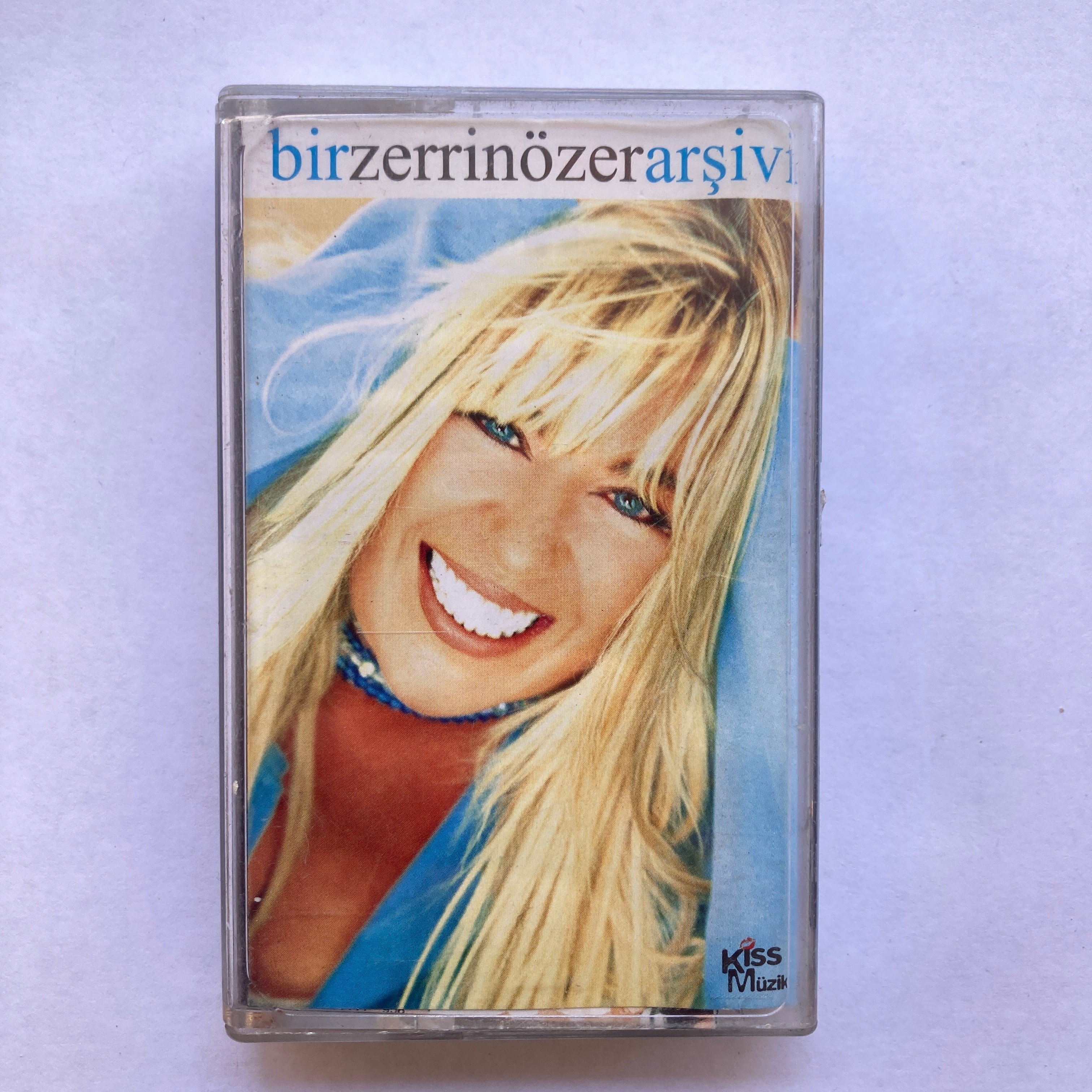 ZERRIN ÖZER – BIR ZERRIN ÖZER ARŞIVI