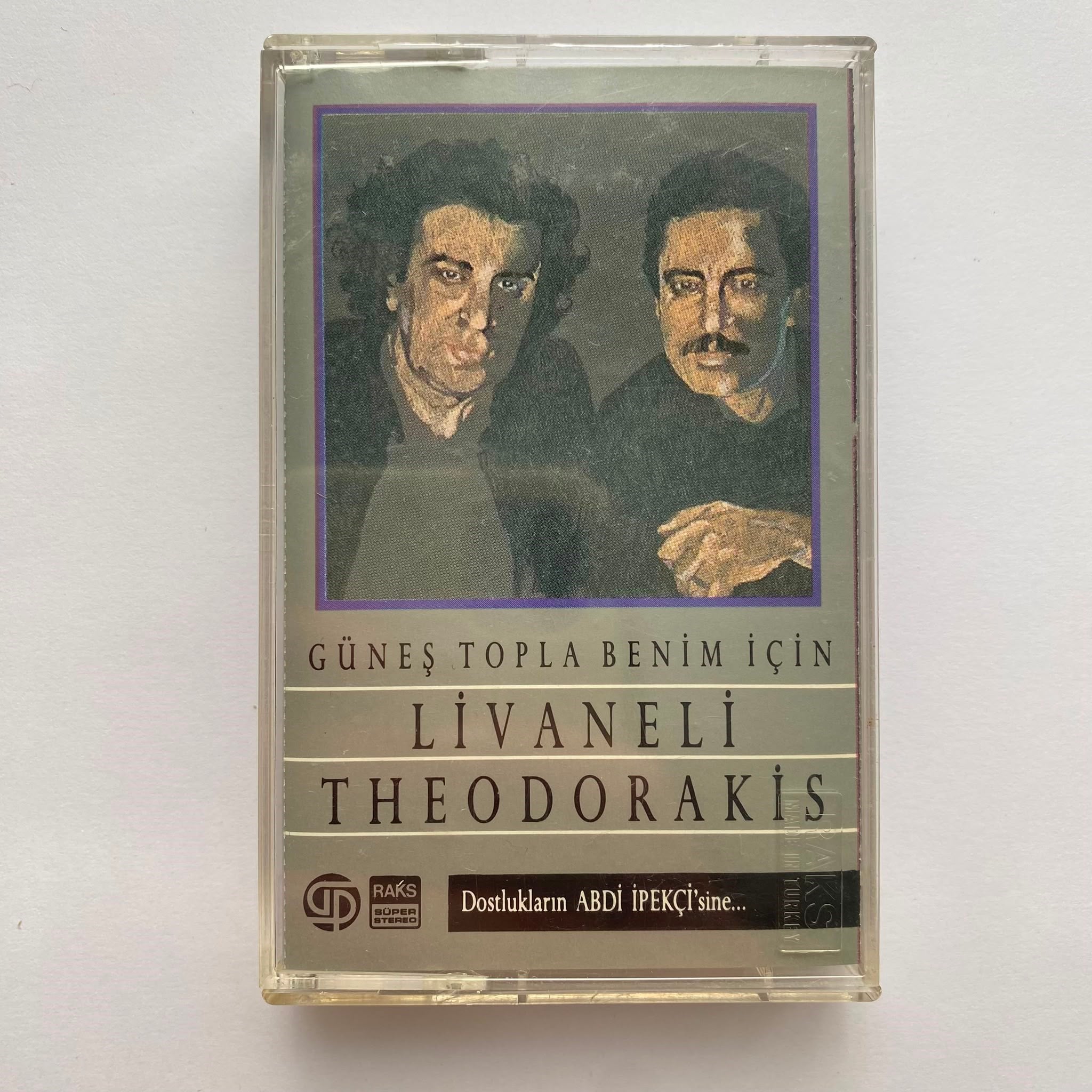 ZÜLFÜ LİVANELİ, MİKİS THEODORAKİS - GÜNEŞ TOPLA BENİM İÇİN