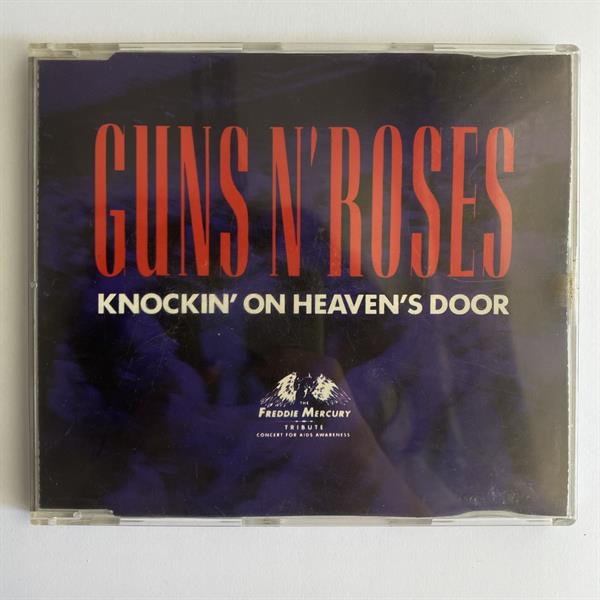 GUNS N' ROSES - KNOCKIN' ON HEAVEN'S DOOR