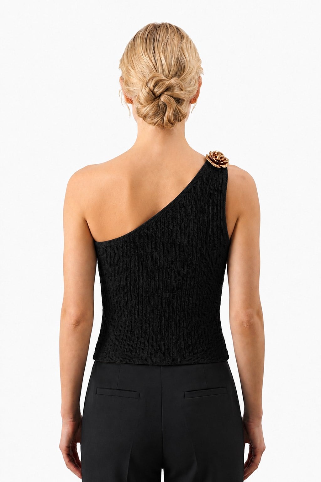 Premium - Tide Collection | Siyah Tek Omuz Çiçek Aksesuarlı Bürümcük Dokulu Kadın Crop Bluz
