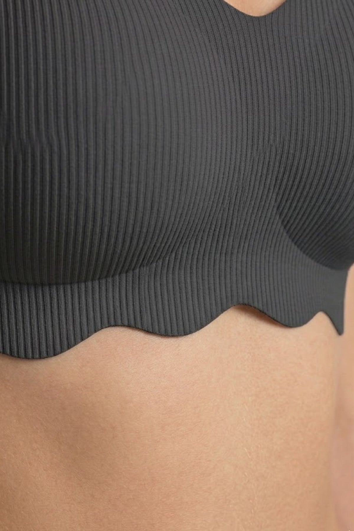 Seamless Bra - Elara | Siyah Lazer Kesim Balensiz İnce Fitil Dokulu Dikişsiz Kadın Sütyen