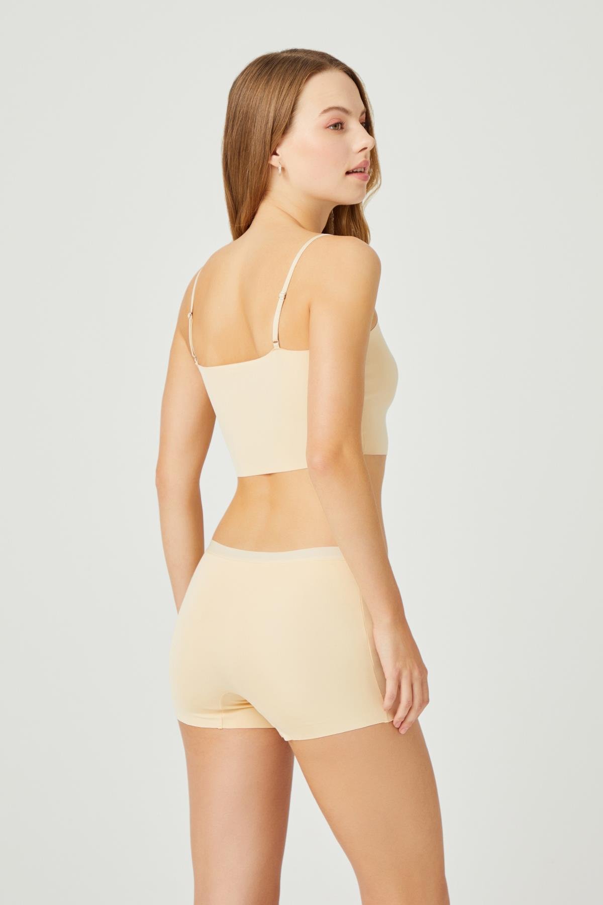 Basic Lazer Kesim Dikişsiz Kadın Boxer Külot Ten 3lü Paket