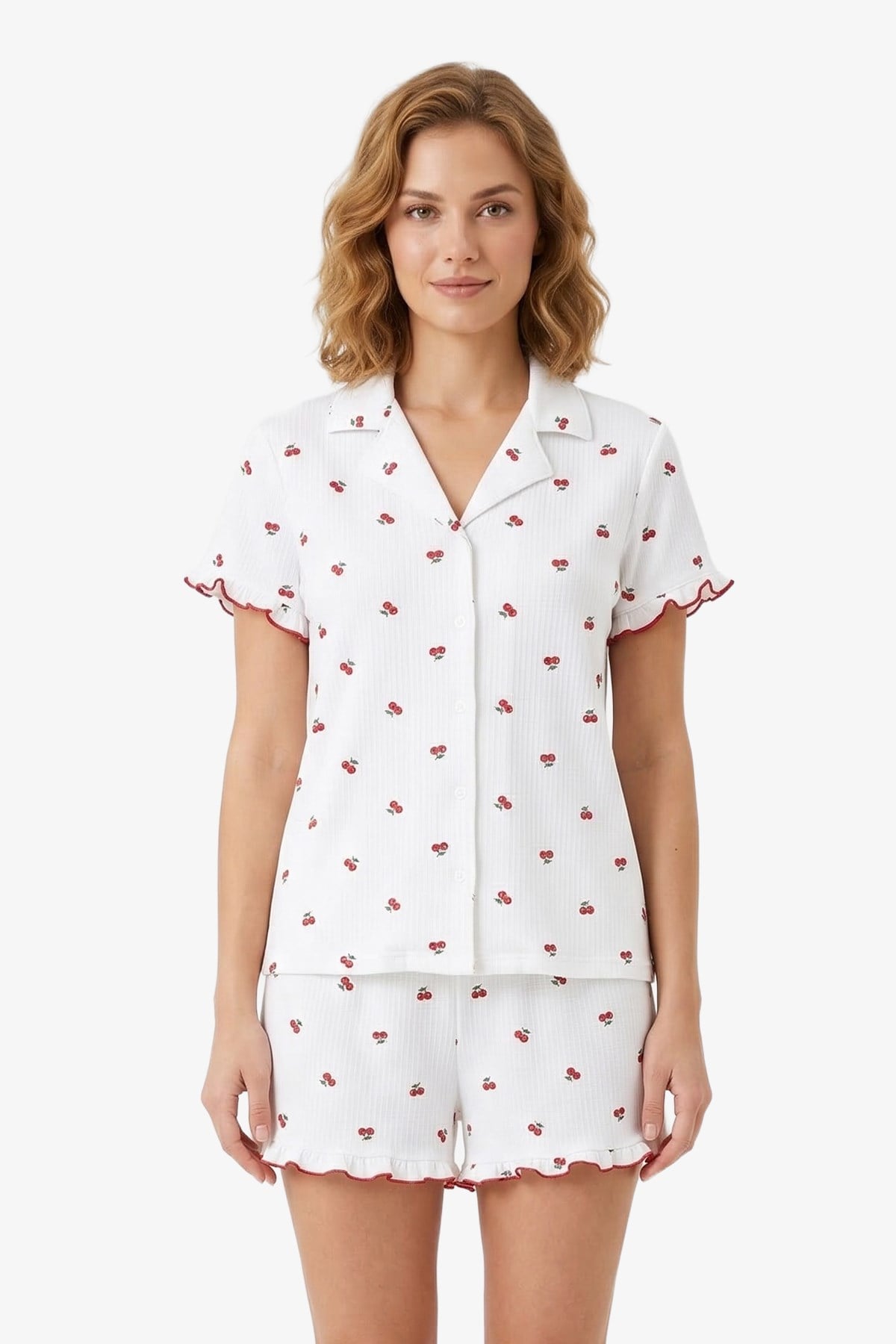 Beyaz Kiraz Desenli Bürümcük Gömlek Yaka Kadın Şortlu Pijama Takımı