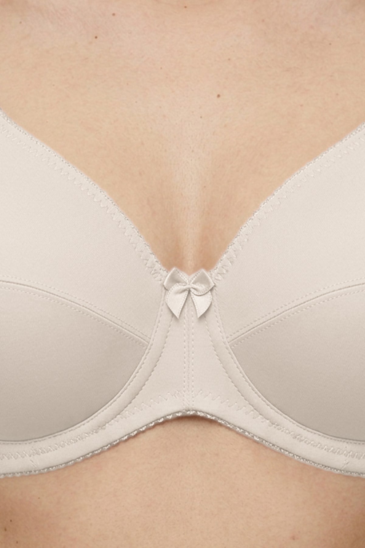 Bra - Novia | Krem Büyük Beden Micro Balenli Minimizer Ayarlanabilir Askılı Kadın Sütyen