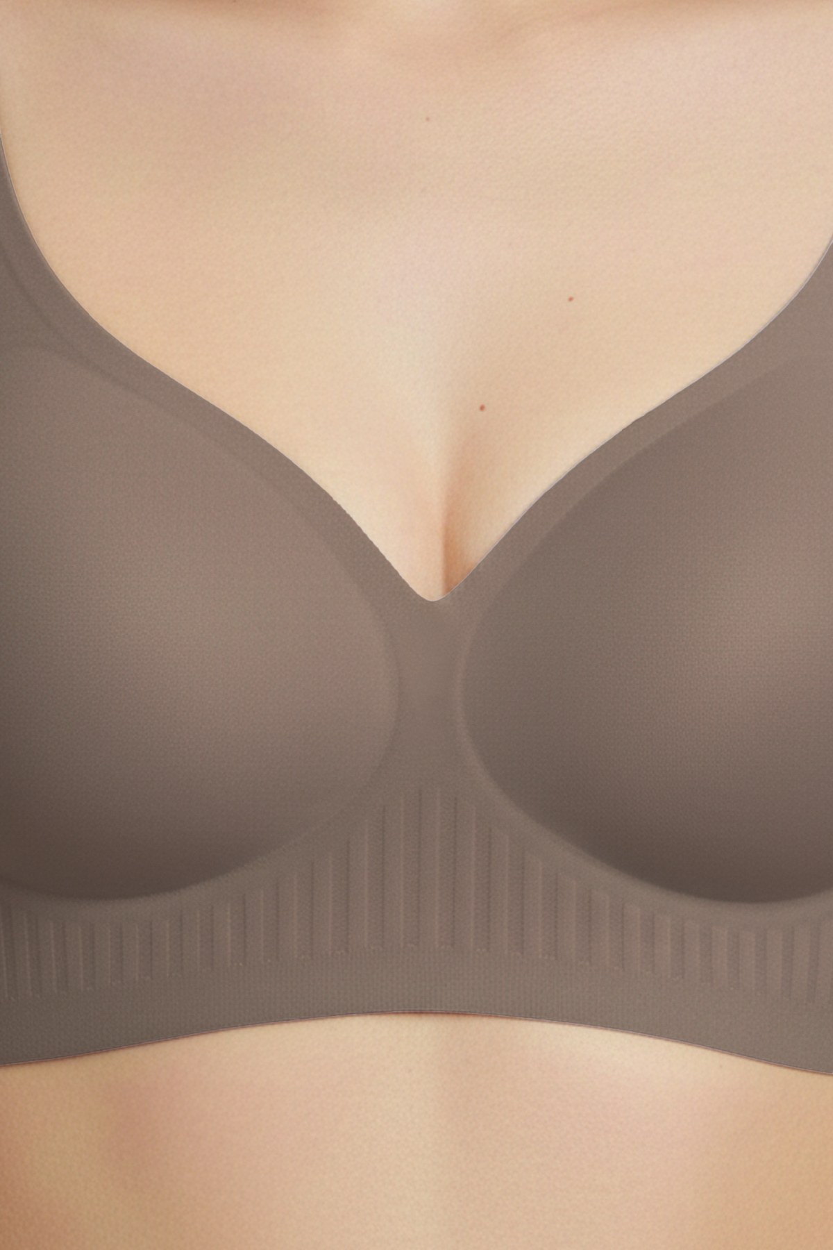 Seamless Bra - Slight | Kahverengi Lazer Kesim Dikişsiz Dilim Detaylı Balensiz Kadın Sütyen