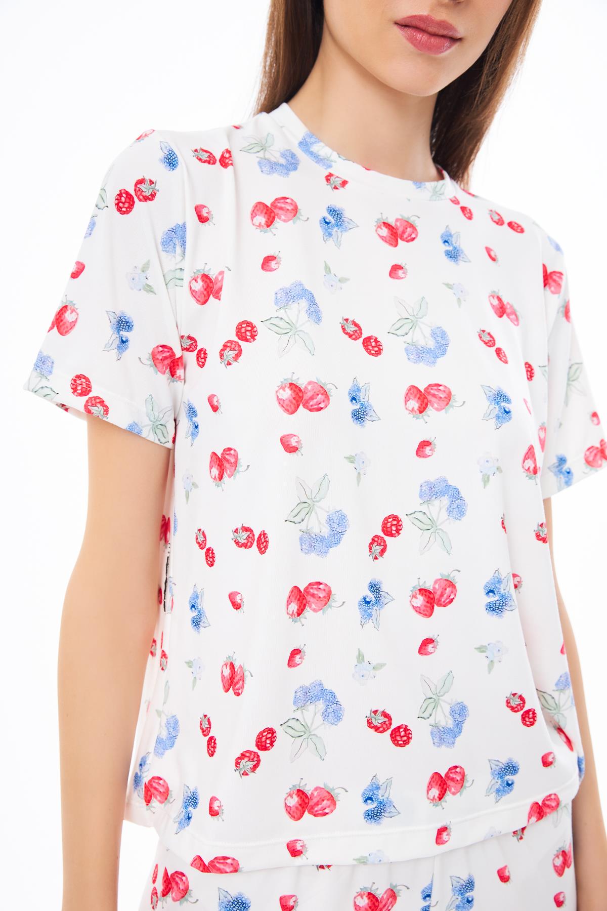 Premium Kadın Pijama Takımı Meyve Desenli Yumuşak Dokulu Kısa Kollu Bisiklet Yaka