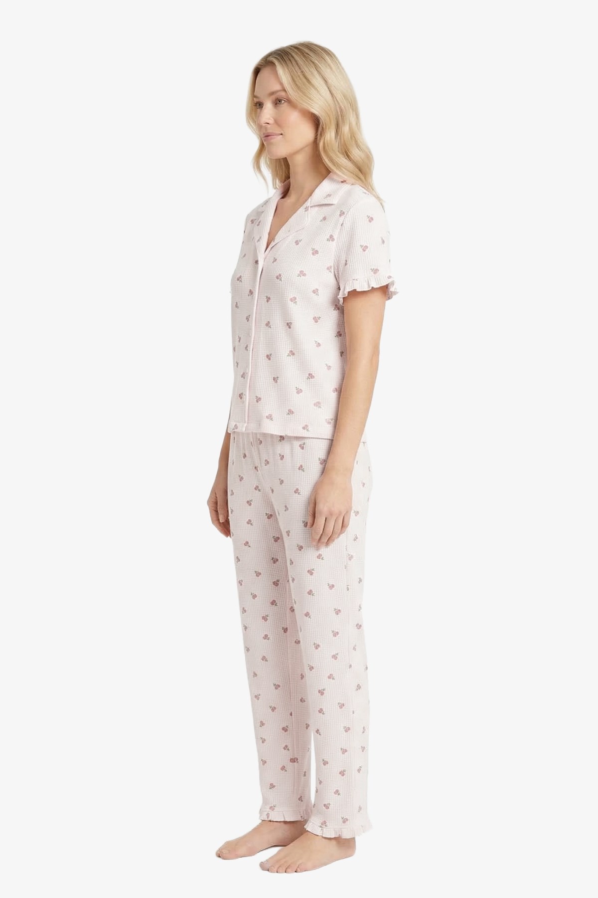 Beyaz Çiçek Desenli Bürümcük Gömlek Yaka Kadın Pijama Takımı