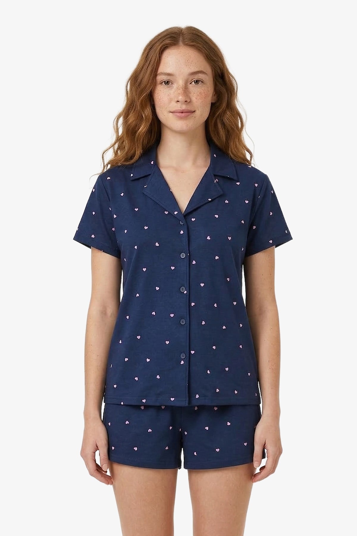 Lacivert Kalp Desenli Yumuşak Dokulu Gömlek Yaka Kadın Şortlu Pijama Takımı