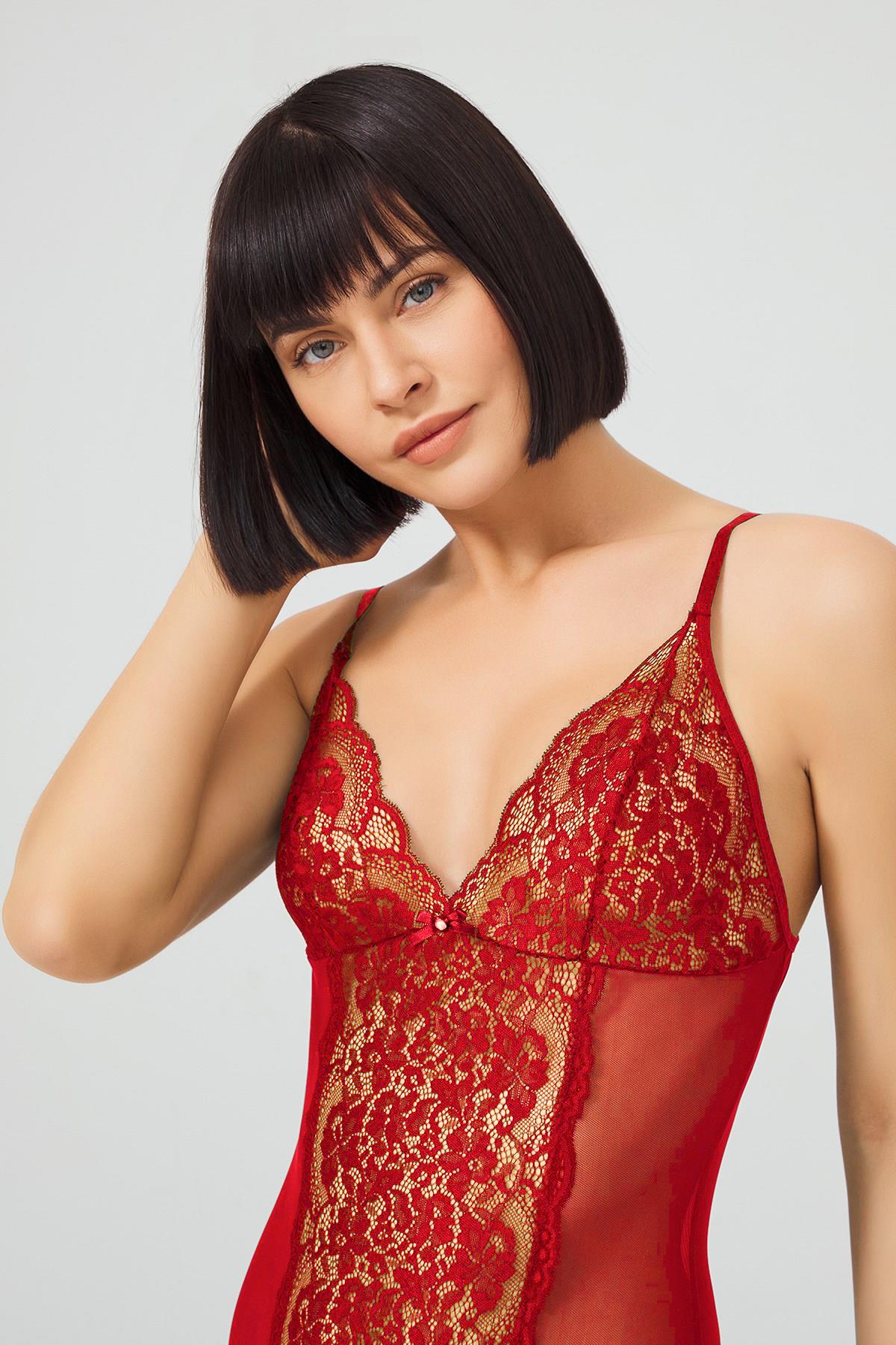 Kırmızı Çıtçıtlı Dantelli Transparan Balensiz Bodysuit