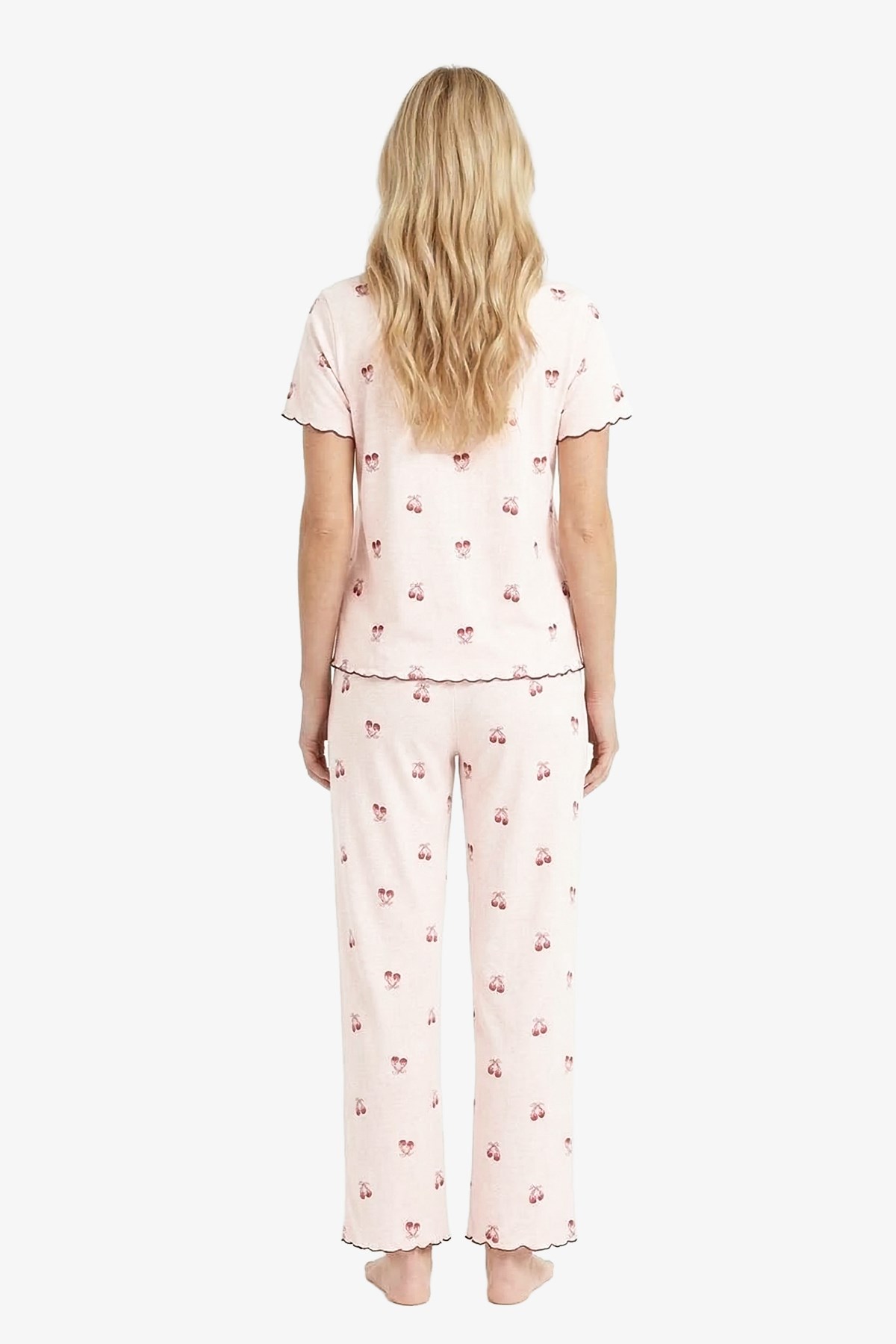 Krem Kiraz Desenli Pointel Gömlek Yaka Kadın Pijama Takımı