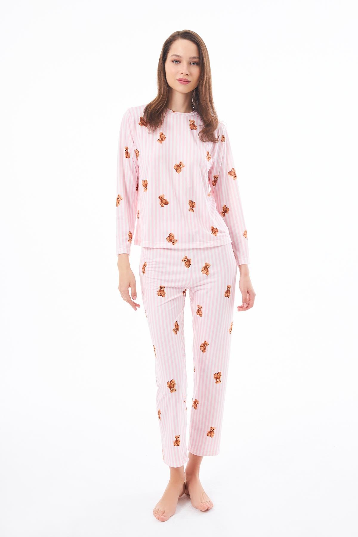 Premium  Kadın Pijama Takımı Krem Ayıcık Desenli Yumuşak Dokulu Bisiklet Yaka Uzun Kollu