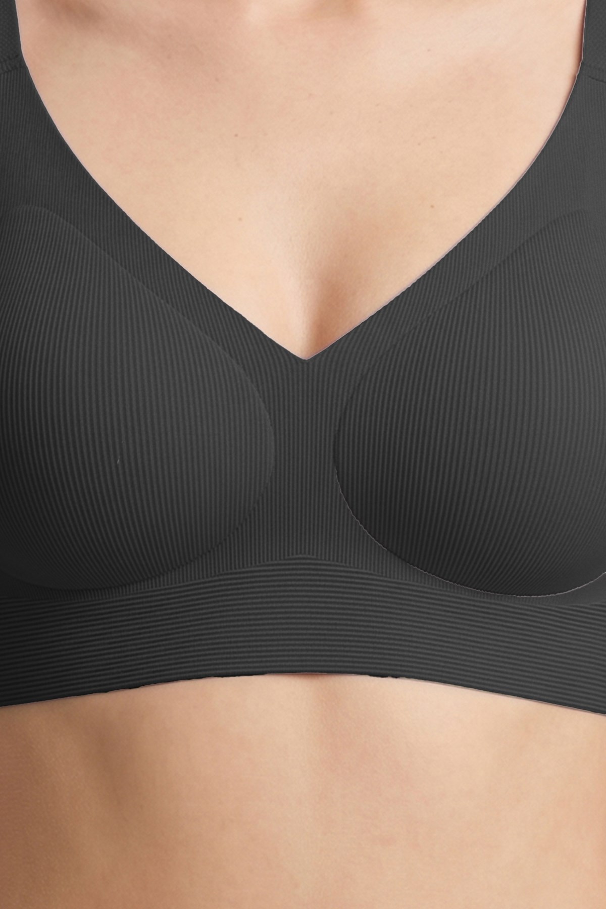 Seamless Bra - Velora | Siyah Lazer Kesim Balensiz Rib Dokulu Dikişsiz Kadın Sütyen