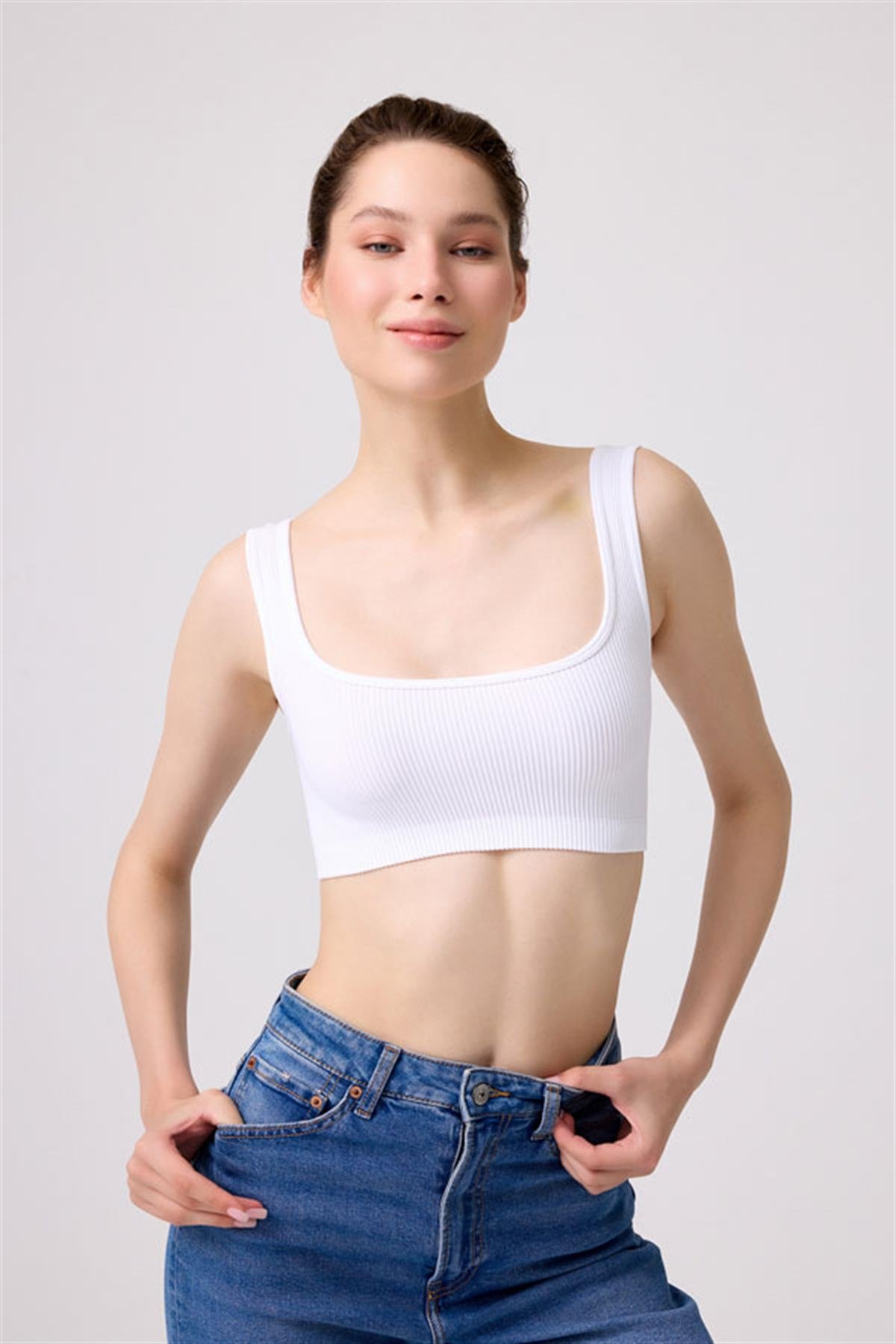 Cottonhill Premium - Kadın Beyaz Seamless Kare Yaka Crop Top Büstiyer