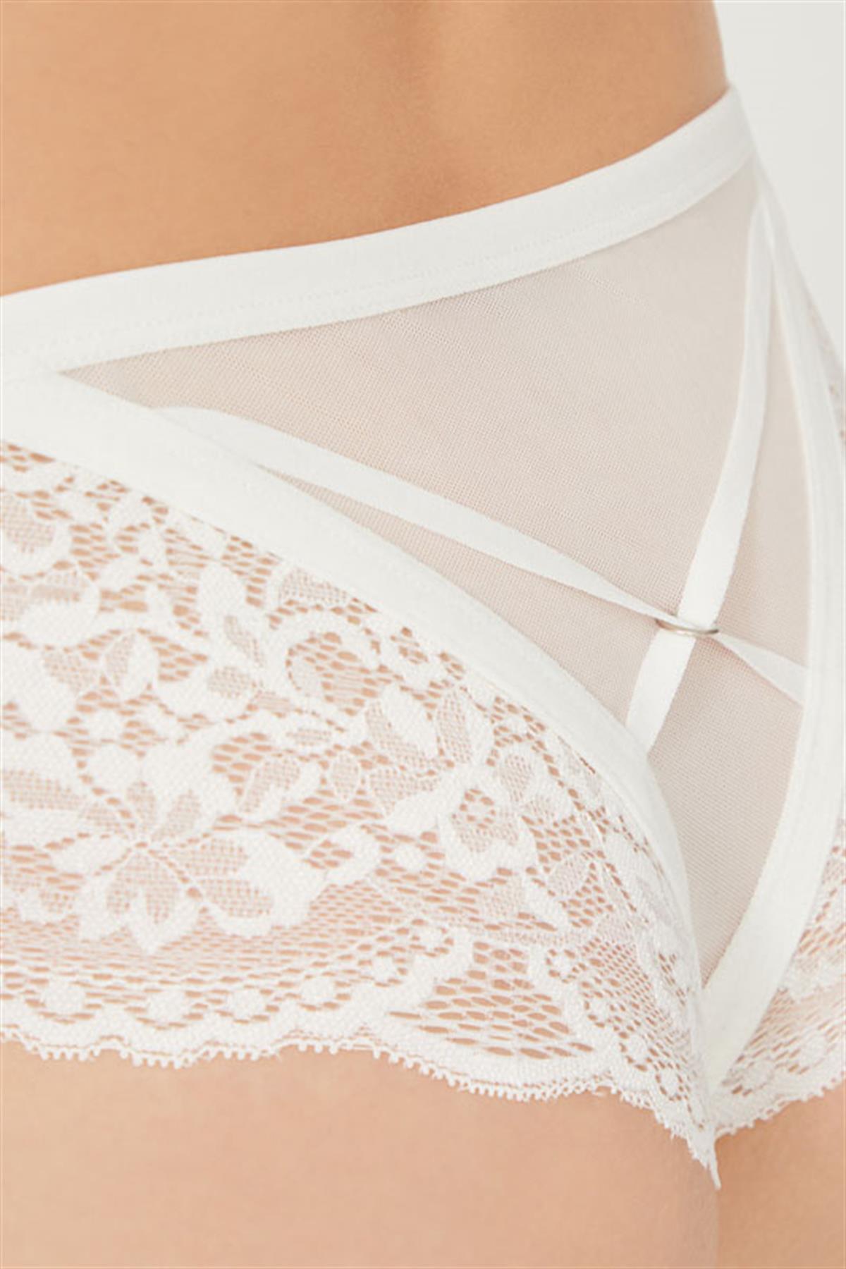 Dantel ve İp Detaylı Tül Büyük Beden Tanga Külot 3lü Paket