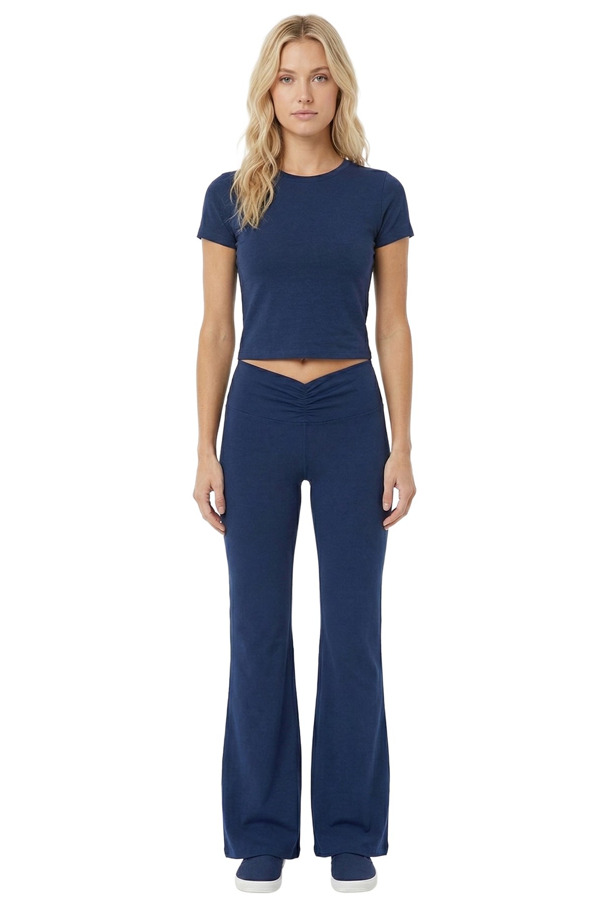 Lacivert Viskon Bedene Oturan Bisiklet Yaka Kısa Kollu Kadın Crop Tişört