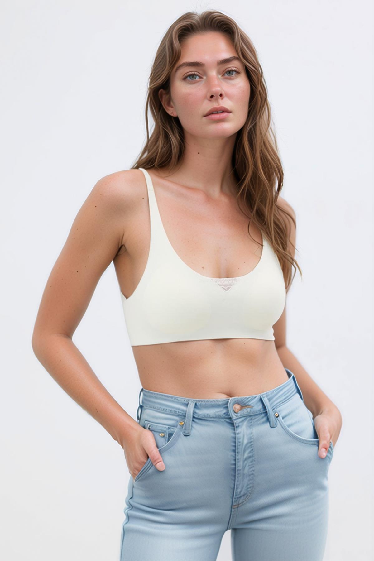 Krem Lazer Kesim Dikişsiz Sütyen Çıkarılabilir Pedli Hayalet Sütyen Dantel Detay Ayarlanabilir Askı