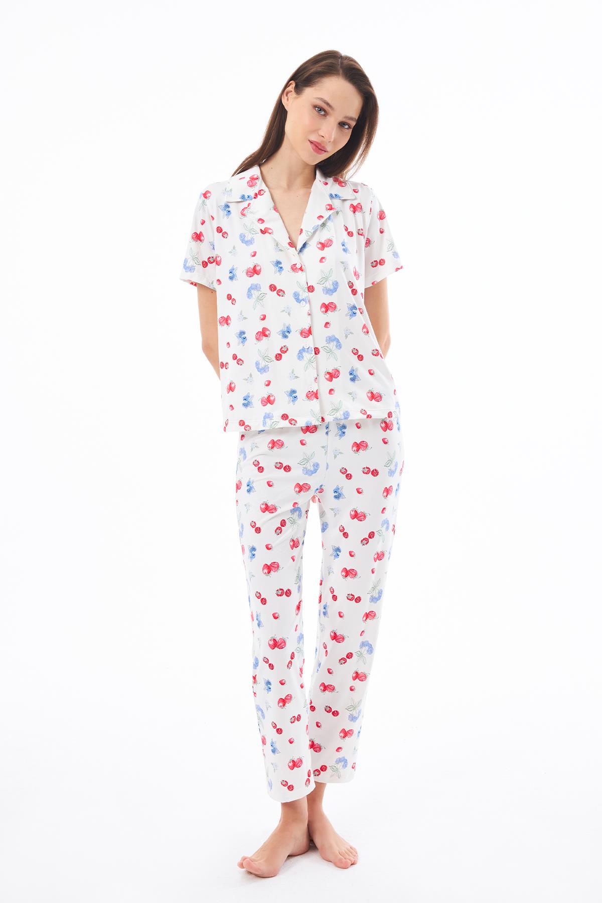 Premium Kadın Pijama Takımı Meyve Desenli Yumuşak Dokulu Kısa Kollu Gömlek Yaka