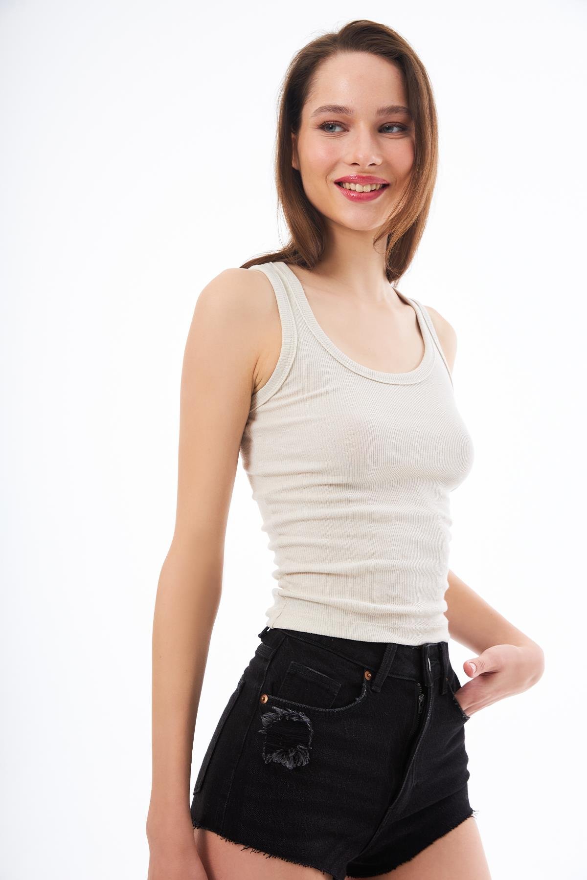 Bej Pamuklu Kalın Askılı Fitilli Kadın Atlet