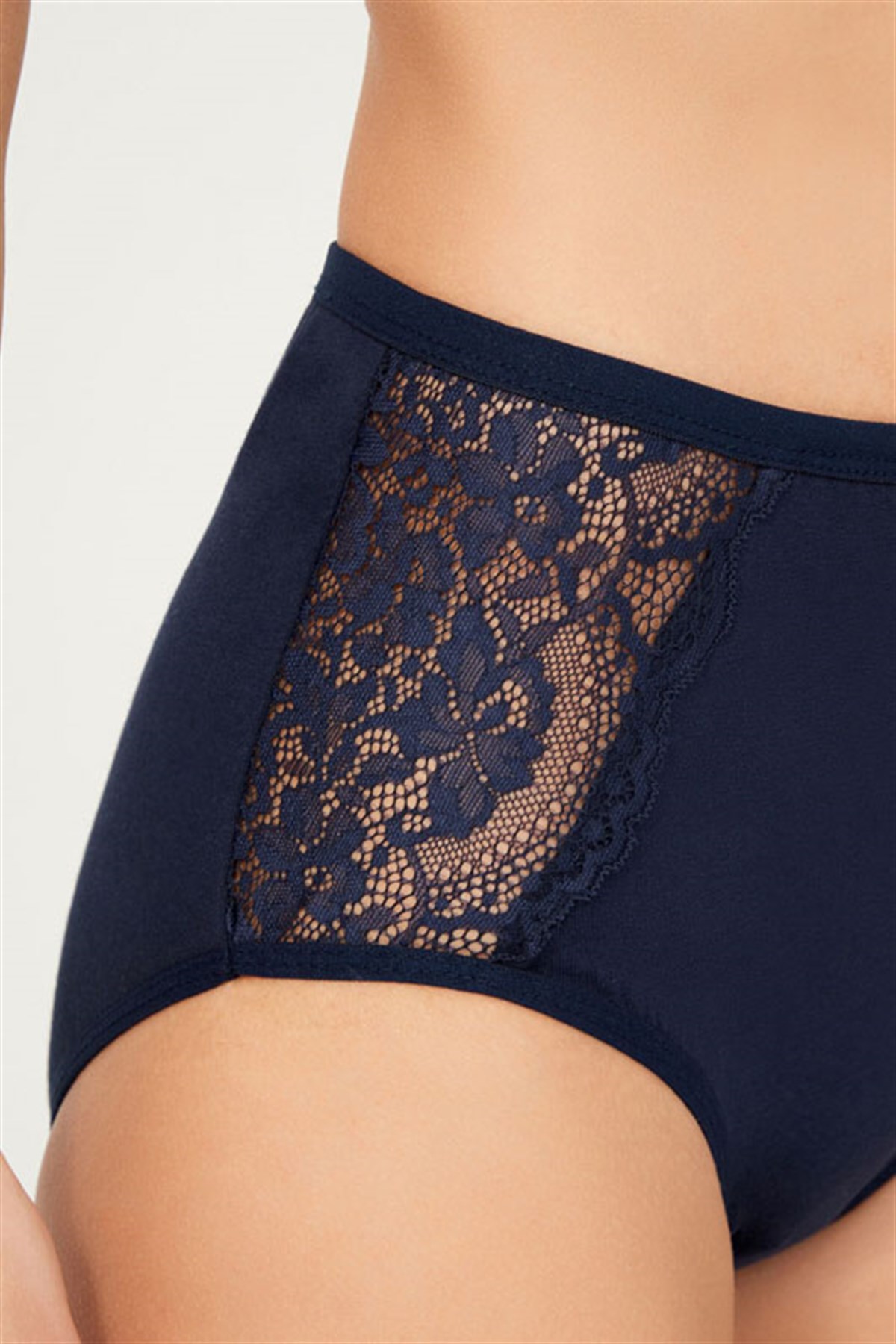 Dantel Detaylı Klasik Pamuklu Bato Külot 3lü Paket - 2