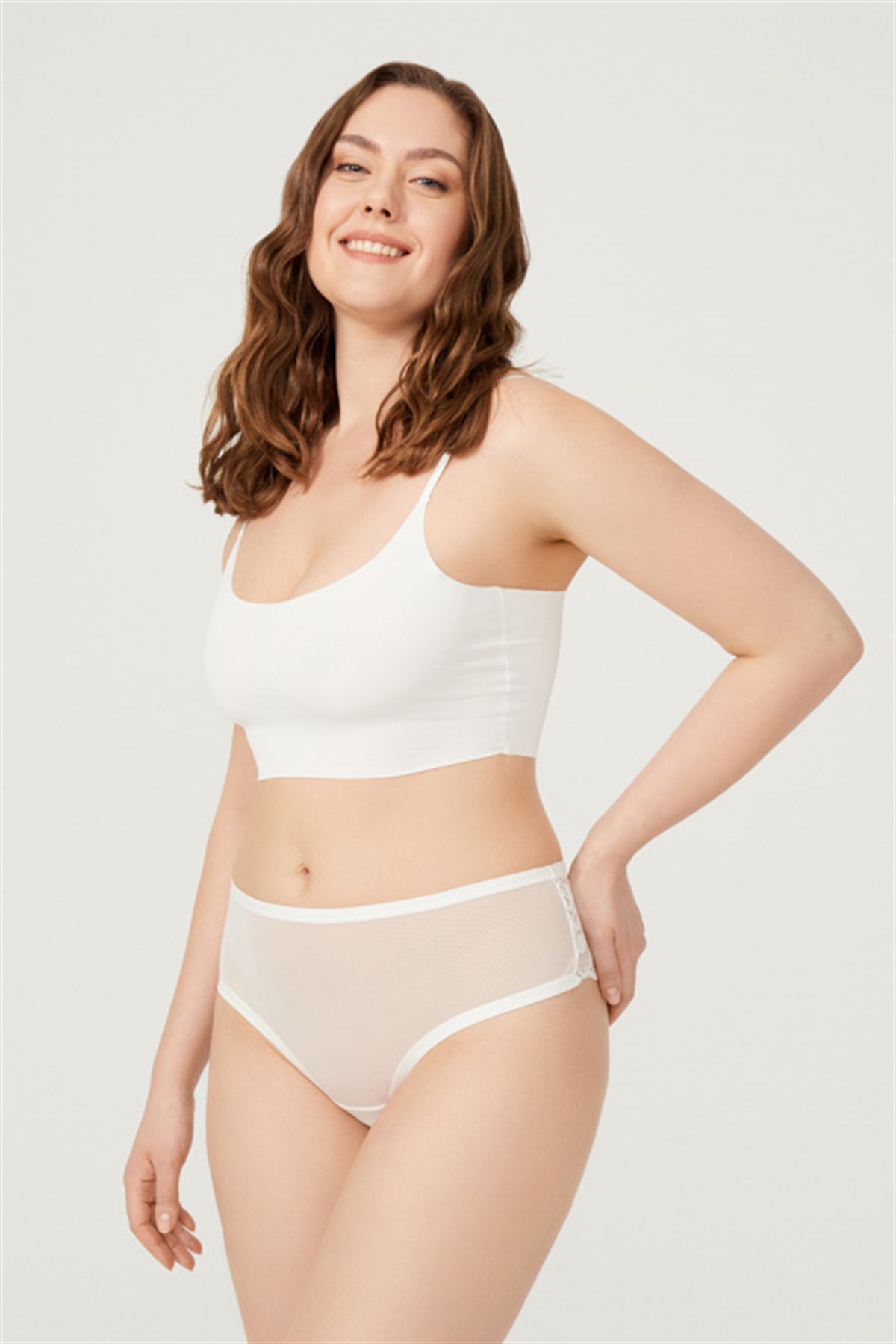 Dantel ve İp Detaylı Tül Büyük Beden Tanga Külot 6lı Paket