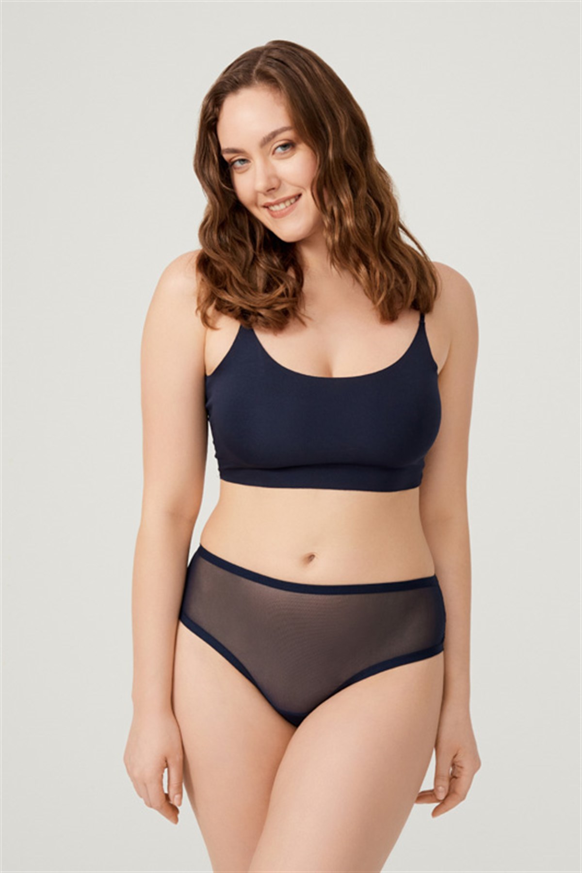 Dantel ve İp Detaylı Tül Büyük Beden Tanga Külot 6lı Paket