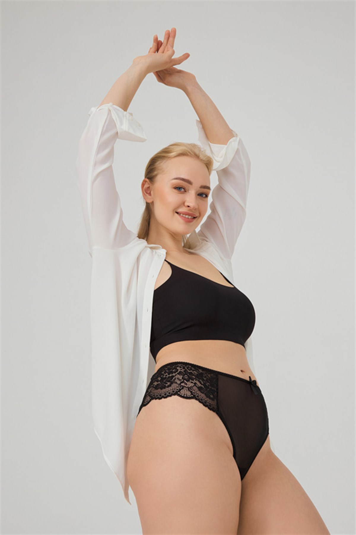 Dantelli Tül Detaylı Büyük Beden Kadın Brezilya 3lü Paket Külot