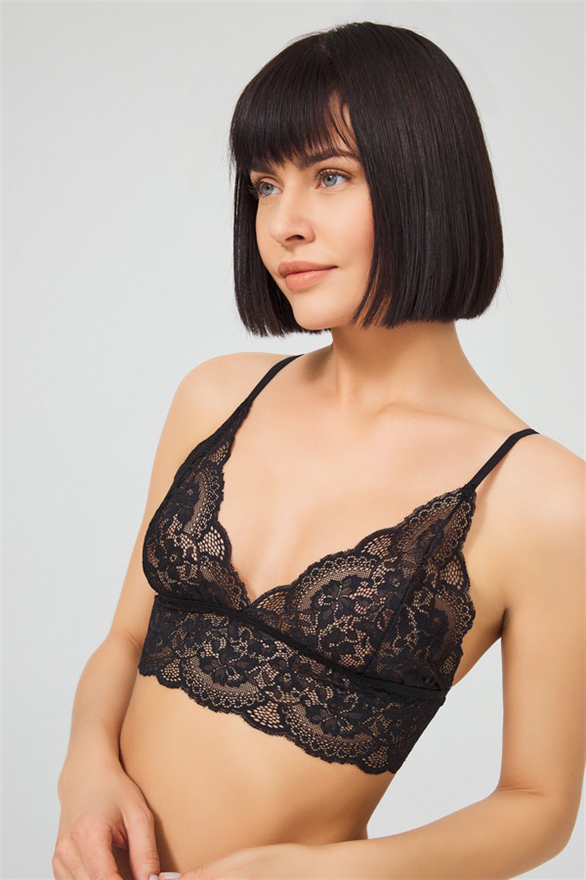Siyah Dantelli Transparan Balensiz Kadın Sütyen Takımı