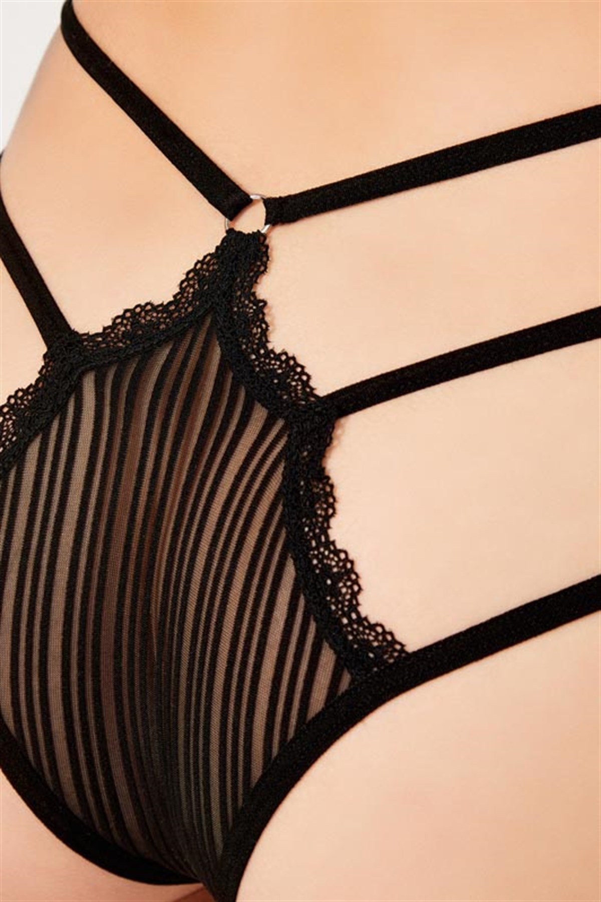 Siyah Transparan Tüllü Lastik Detaylı Kadın Brezilya Külot