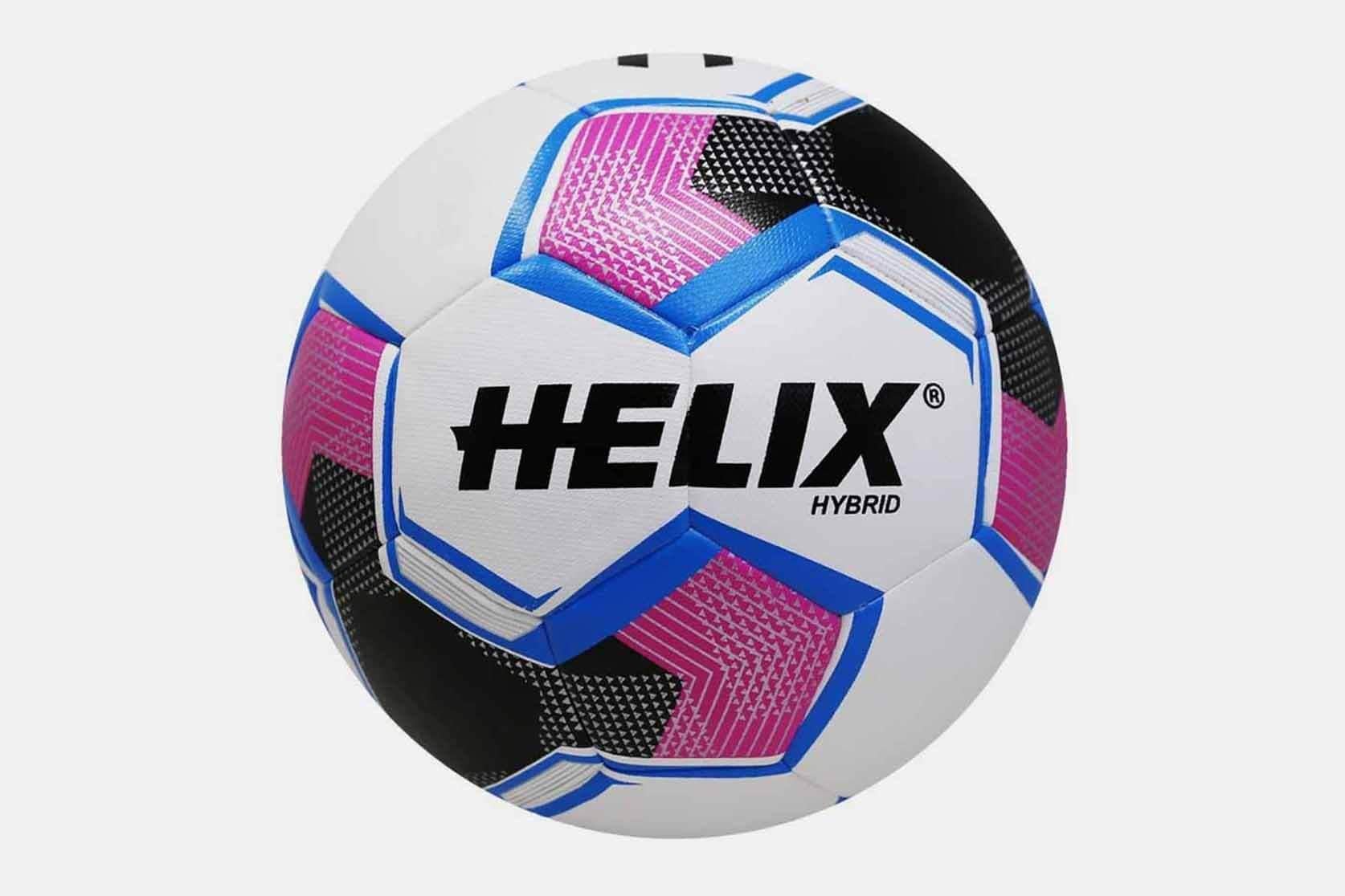 Helix H-HBFT5 Hybrid Futbol Topu No:5 ile her maçta bir adım önde olun. Mükemmel hakimiyet ve denge sağlayan tasarımı ile isabetli paslar ve güçlü vuruşlar yapın.