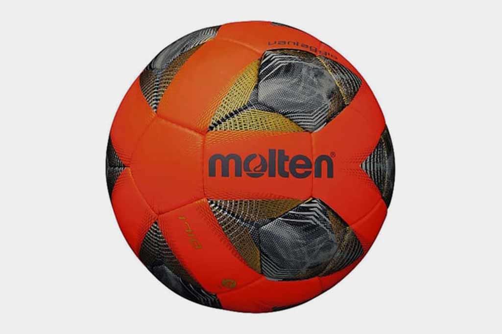 Molten F5A1710-O  Parlak Sentetik Deri El Dikişli Futbol Topu No:5